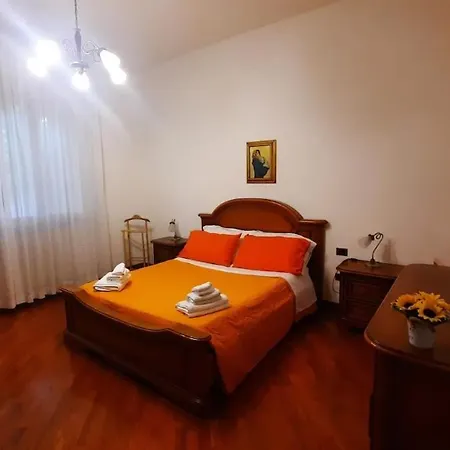 Tuscan Charm Spacious Florence Apartment *